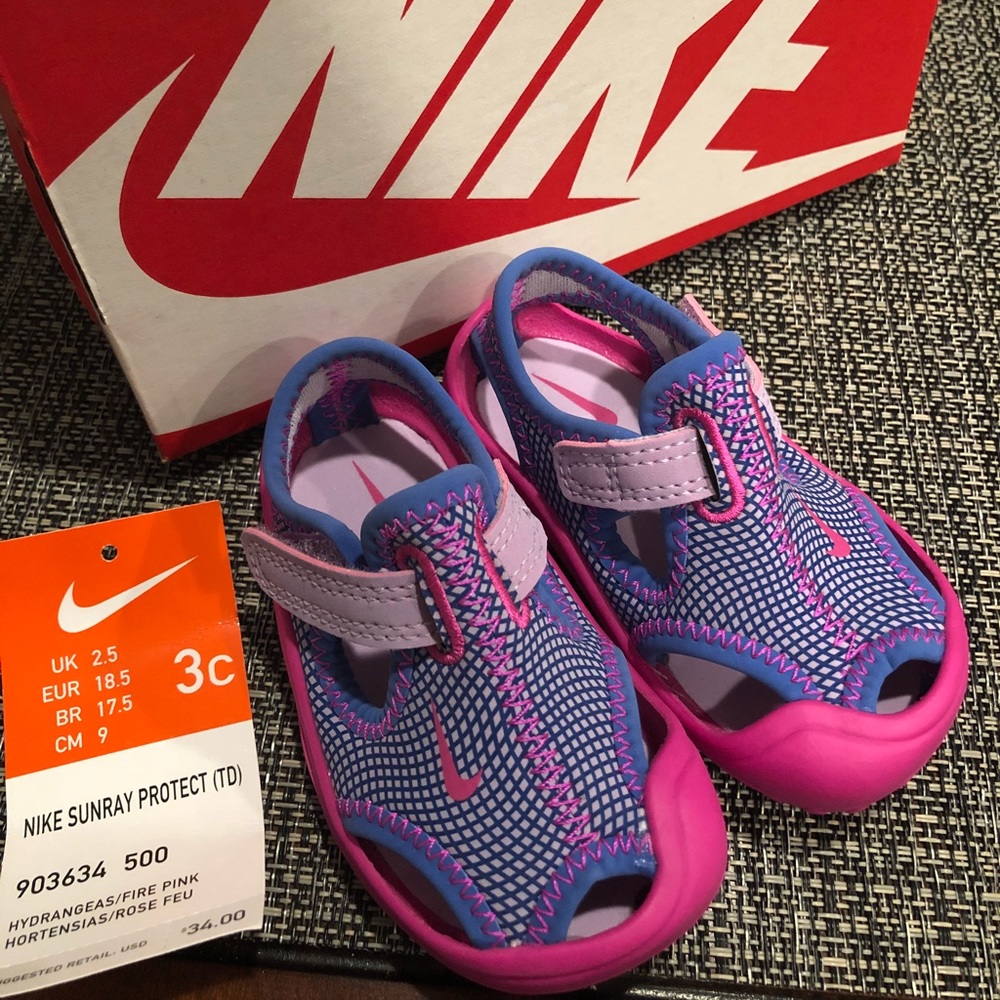 Toddler Size 3c Nike Water Shoes - NWT & NWB